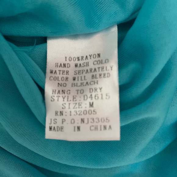 ENTRO dress size medium with crochet EUC - Picture 9 of 9